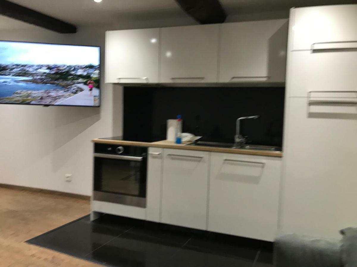 La Petite Barque Apartment Ментона Екстериор снимка