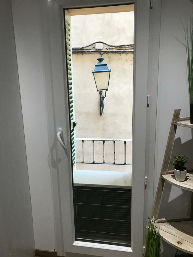 La Petite Barque Apartment Ментона Екстериор снимка